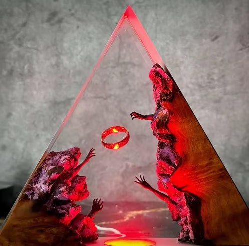 Dark fantasy ring lamp